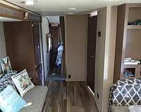 shasta-oasis-rv-with-front-entrance