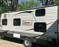 coleman-rv-with-middle-entrance