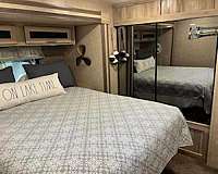 coachmen-catalina-rv-with-air-conditioner