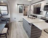 rv-with-leveling-jack-in-clifton-park-ny