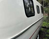 rv-with-middle-entrance-in-healdsburg-ca