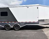 snowmobile-rv-with-front-entrance
