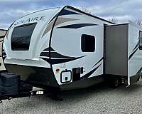palomino-solaire-trailer-rv