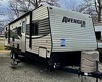 prime-time-avenger-rv-with-air-conditioner