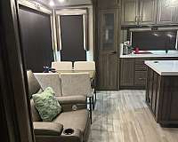 rv-with-bathroom-in-canton-ms