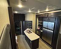 keystone-carbon-rv-with-shower