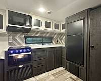 kz-sportsmen-rv-with-water-heater