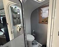 rv-with-leveling-jack-in-kingsport-tn