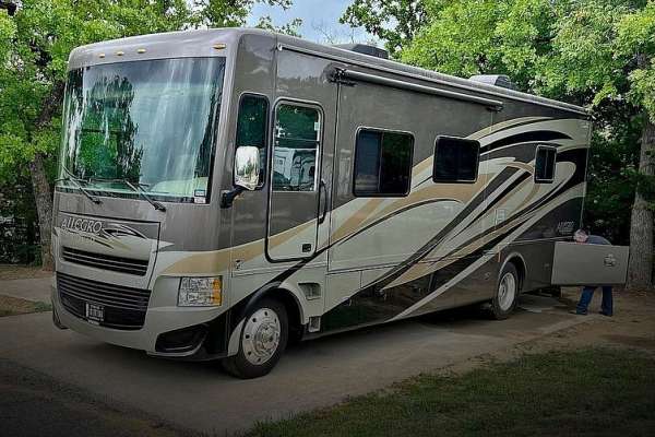 2013 Tiffin Allegro Open Road Class A