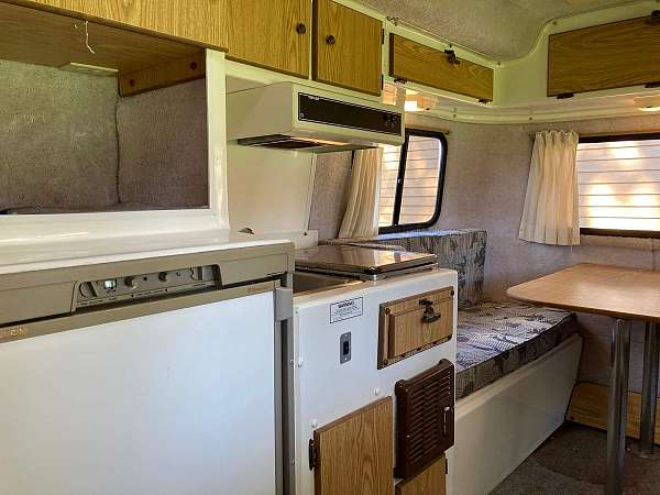 rv-with-leveling-jack-in-schenectady-ny