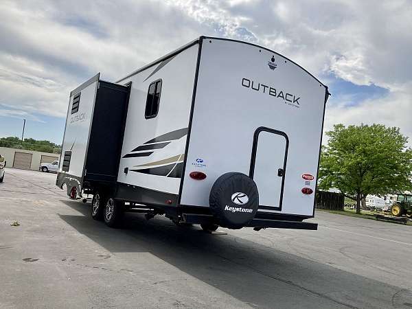rv-with-shower-in-billings-mt