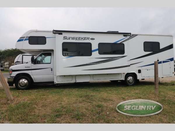 forest-river-sunseeker-rv-with-air-conditioner