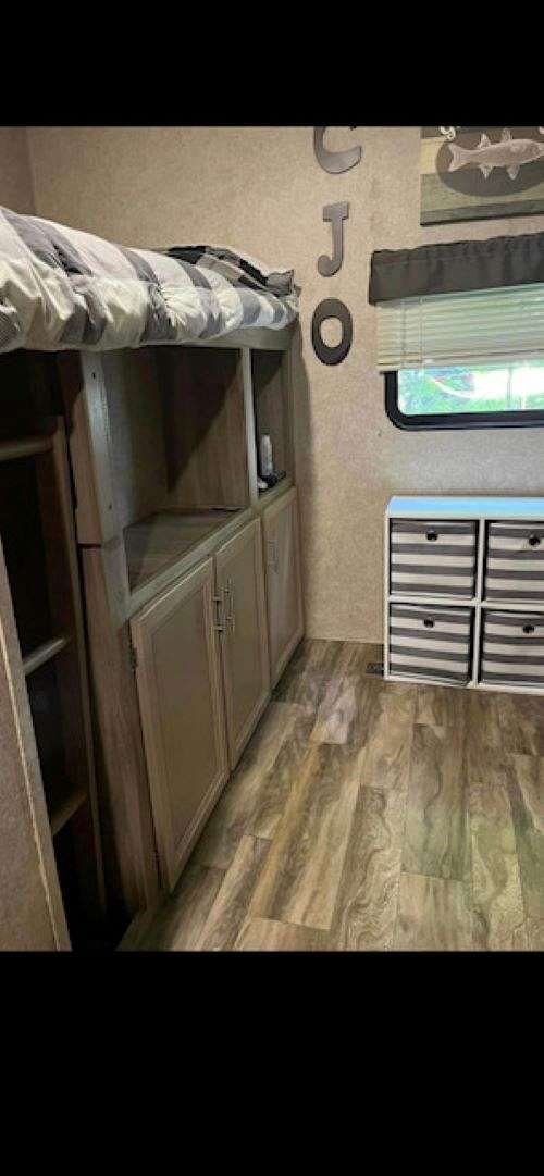 rv-with-bathroom-in-waterford-me