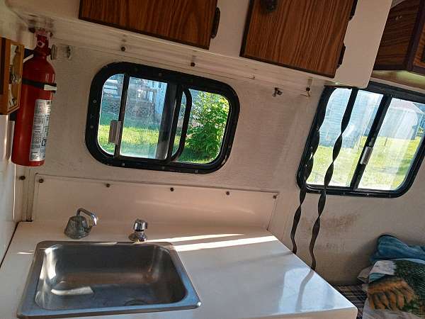 rv-with-battery-in-muncie-in