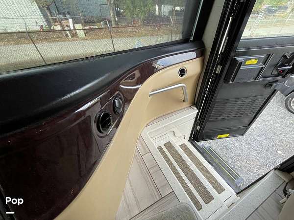 Gallery Image #9