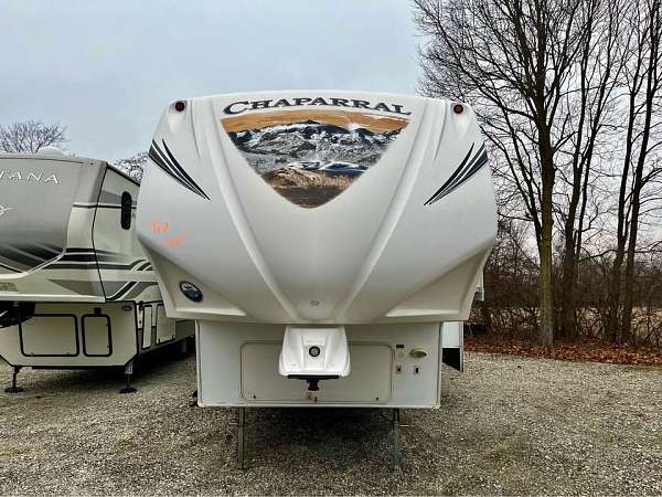 coachmen-chaparral-rv-with-water-heater