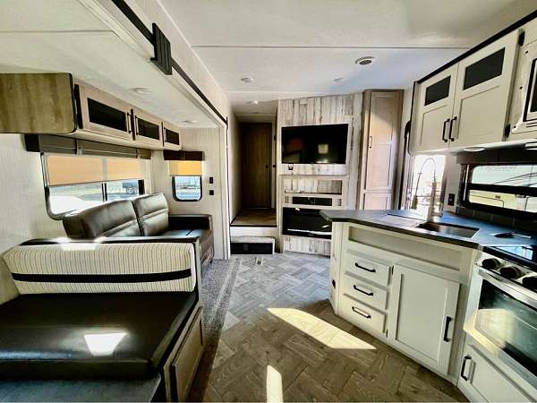 used-rv-with-bedroom
