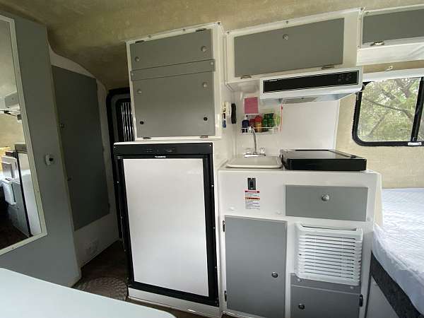 rv-with-bathroom-in-wimberley-tx