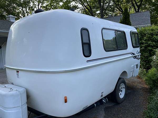 rv-with-awning-in-fairview-pa