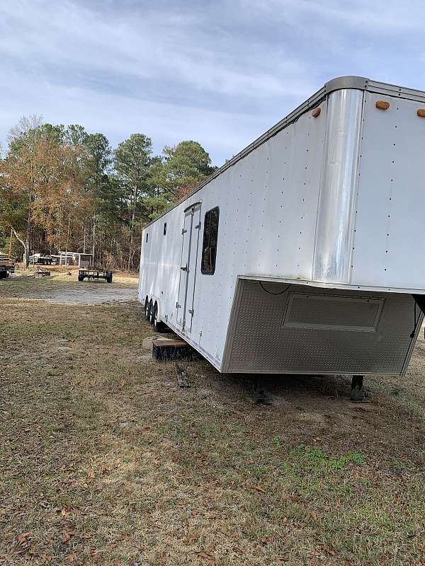 conversion-toy-hauler-rv