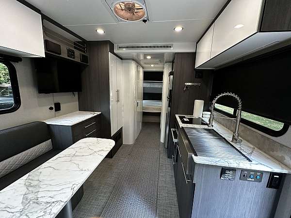 rv-with-bathroom-in-issaquah-wa