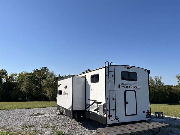 rv-with-air-conditioner-in-columbus-ms