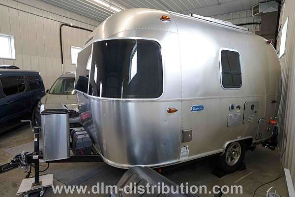 used-travel-trailer-rv