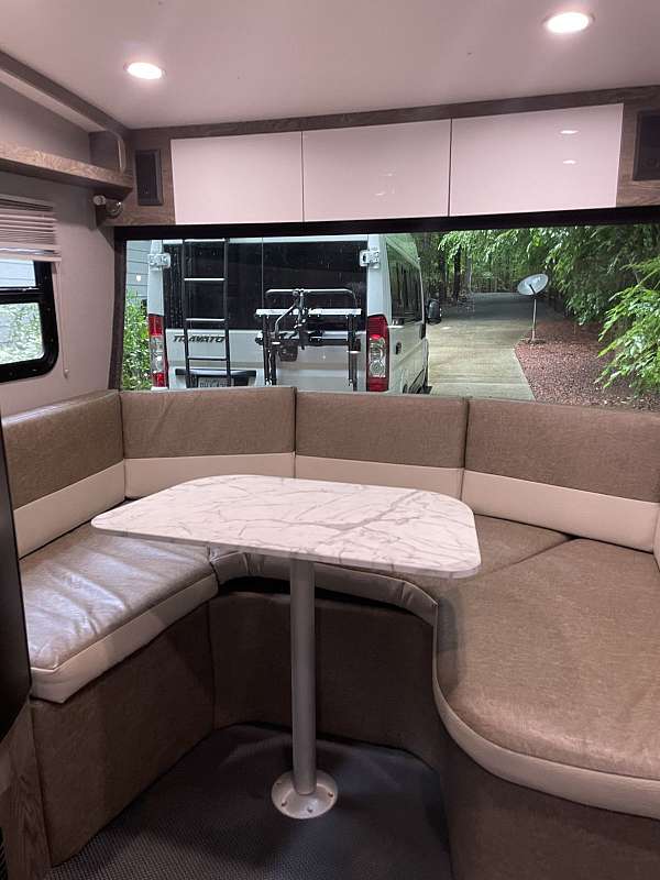 rv-with-bathroom-in-pittsboro-nc