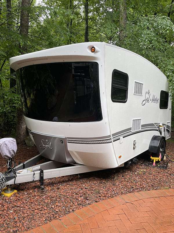 rv-with-air-conditioner-in-pittsboro-nc