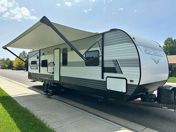 kz-sportsmen-rv-with-inverter