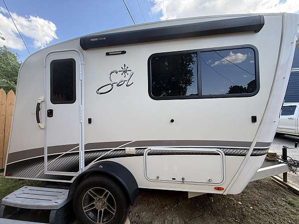 rv-with-bathroom-in-kingsport-tn