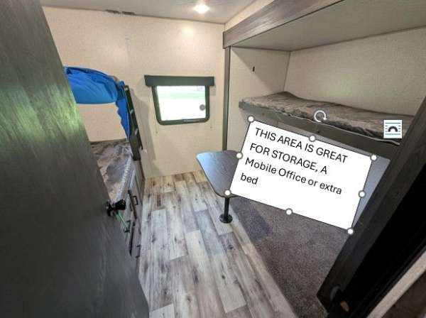 venture-rv-rv-with-slide