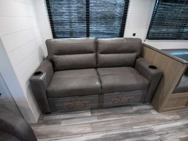 Gallery Image #7