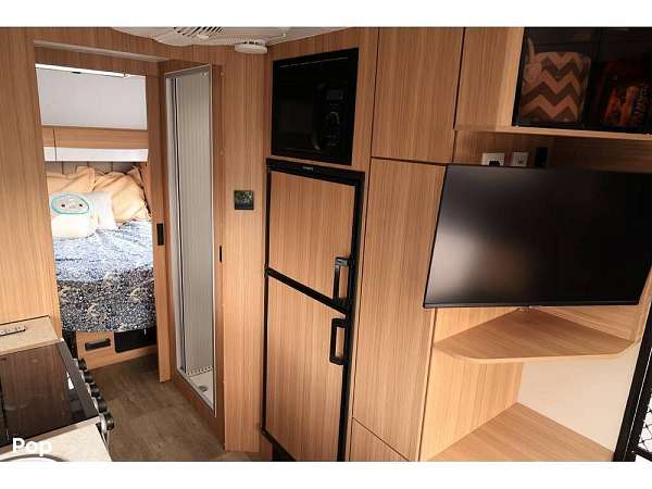 Gallery Image #9