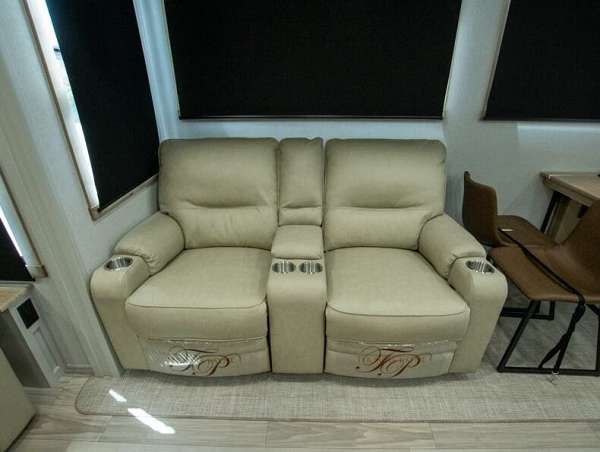 Gallery Image #7