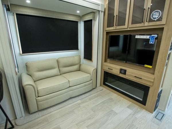 Gallery Image #6