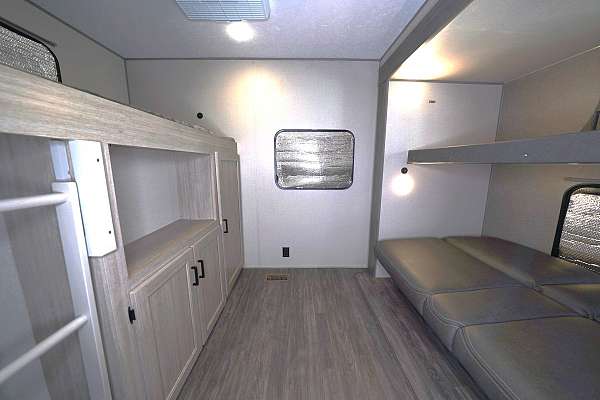 travel-trailer-rv-with-air-conditioner